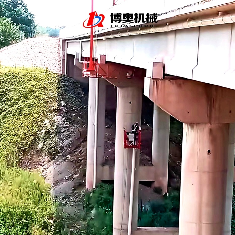 Q5M電動型橋(qiao)梁排水管(guan)安裝施工(gong)車