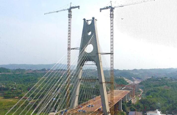 首座“世(shi)界級”大(da)橋預計(ji)2023年底前(qian)建成通(tong)車