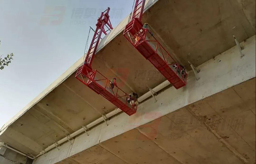 高架(jia)橋集中(zhong)橋梁排(pai)水管安(an)裝設備(bei)