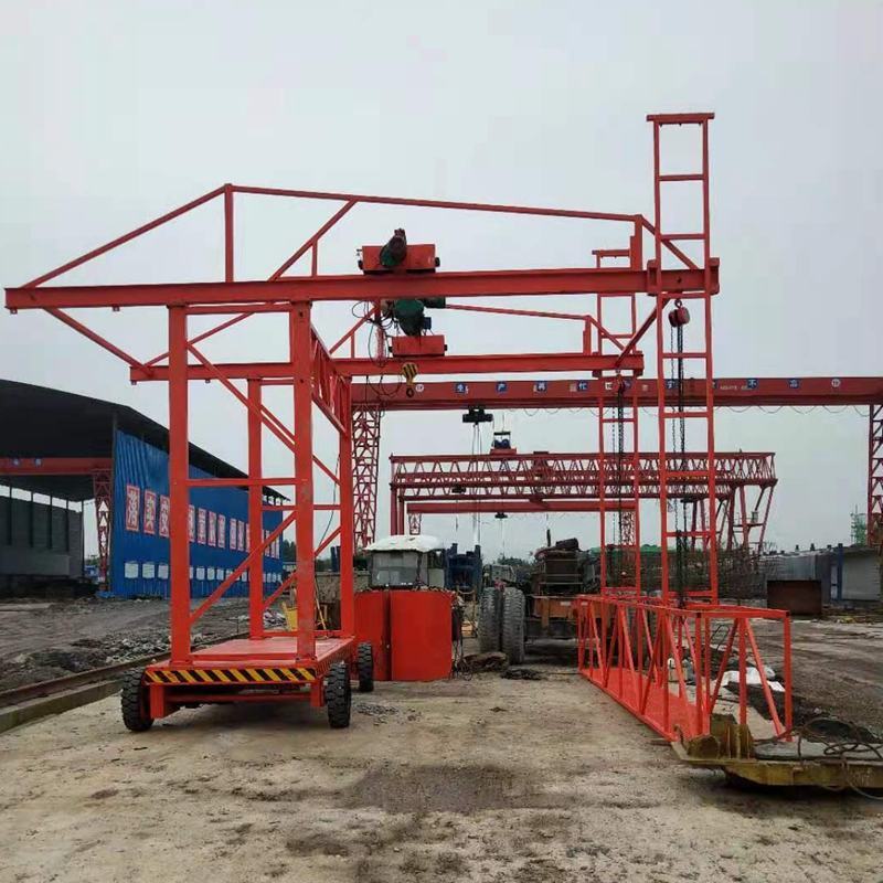 易白农业机械有限责任公司橋(qiao)梁防(fang)撞牆(qiang)模闆(pan)拆裝(zhuang)安全(quan)施工(gong)台車(che)